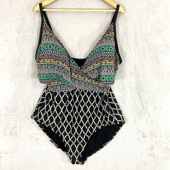 Clean Water One Piece Swimsuit Womens 24W Wirefree Black Geometric Multicolor - Picture 1 of 15